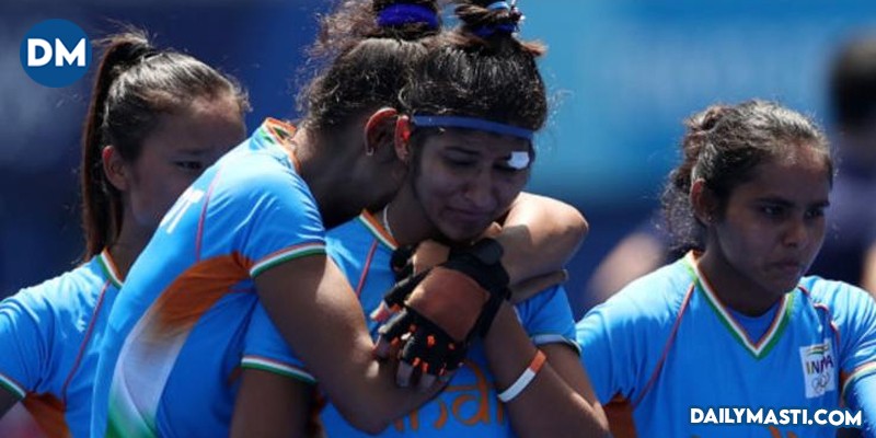 Tokyo 2020: Shah Rukh Khan, Rakul Preet Singh back Indian women's hockey team for their inspirational fight