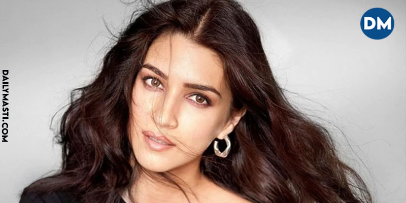 Kriti Sanon opens her Account on Koo; gets more than 20K followers in just a week